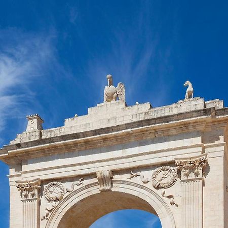 44 Steps - Enjoy Noto Appartement Buitenkant foto